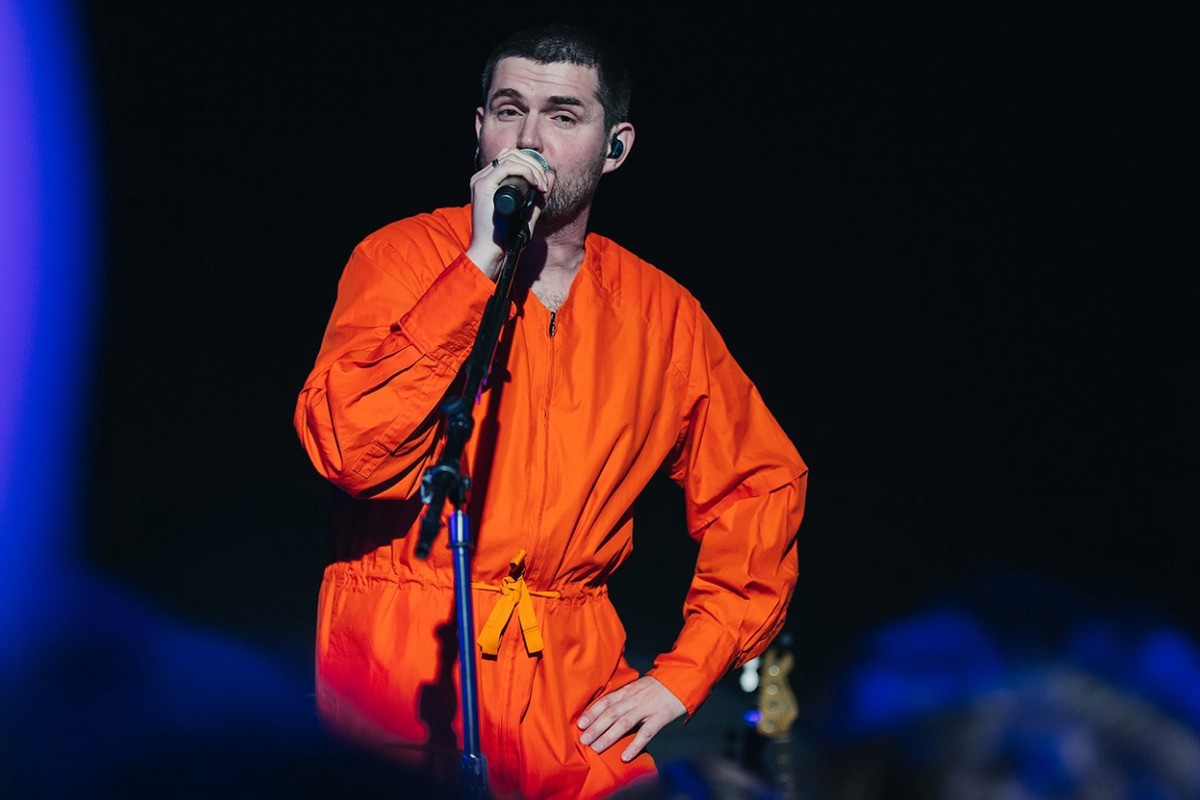 Рэп на галерах: почему обличения Noize MC* в адрес SHAMAN и «Любэ» слушать смешно