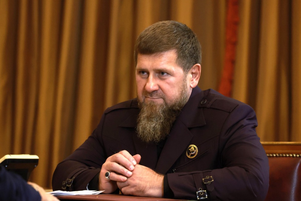Путин процитировал Марка Твена, комментируя слухи об отставке Кадырова