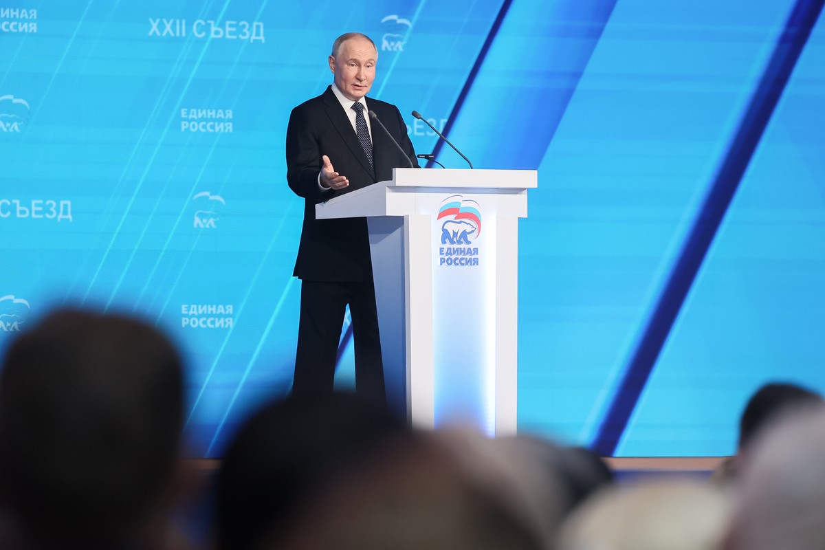Путин предложил запустить аналоги проекта «Время героев» в регионах
