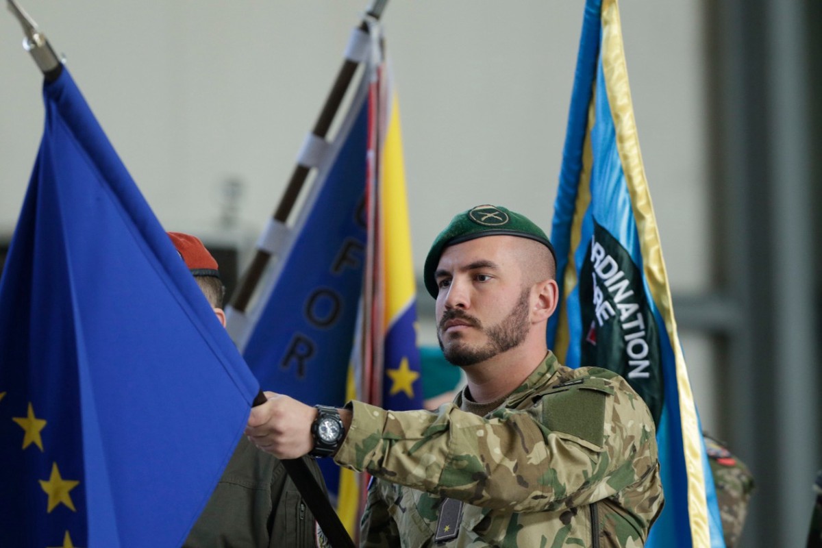 Военный эксперт рассказал о планах Евросоюза взять под контроль часть Украины