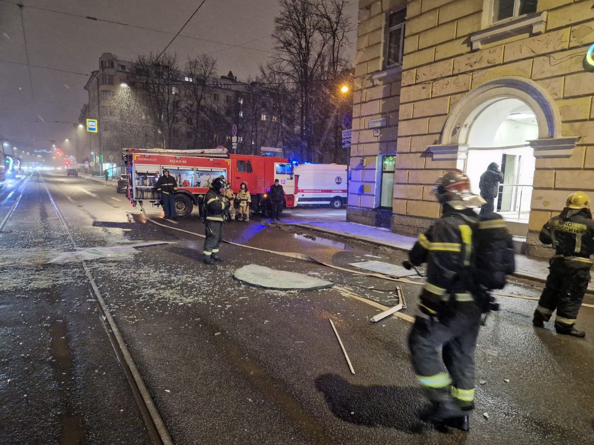 В Петербурге в отделении Сбера произошёл взрыв