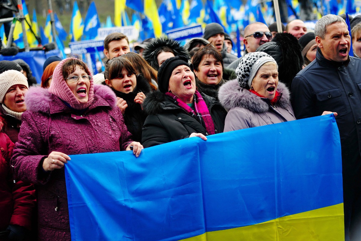 С низами не хотели: как Россия упустила общественное мнение Украины