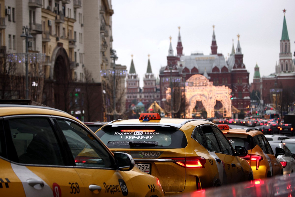 В Москве «чёрный таксист» обманул пассажирок на 19 тысяч рублей