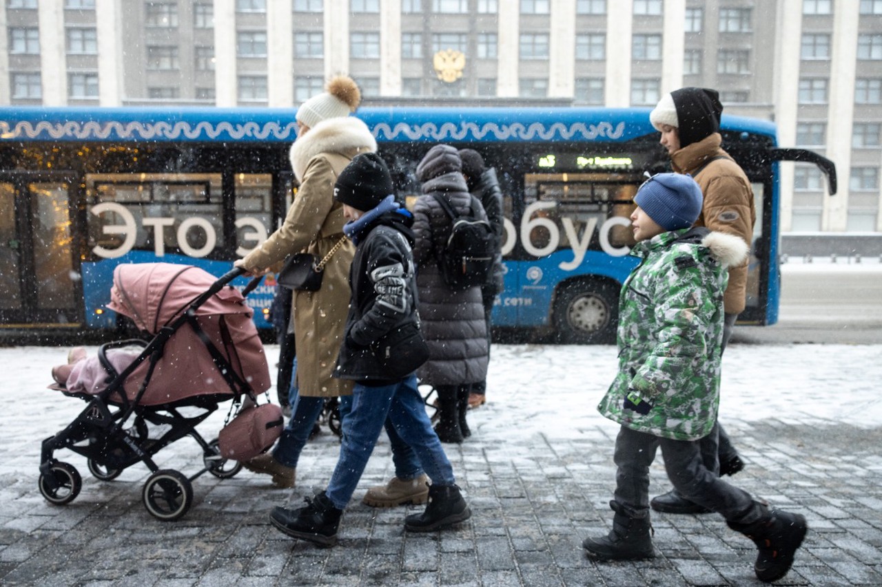 Мир на Украине, экономический рост и вера в Бога: о чем говорил Путин на прямой линии 2025 года