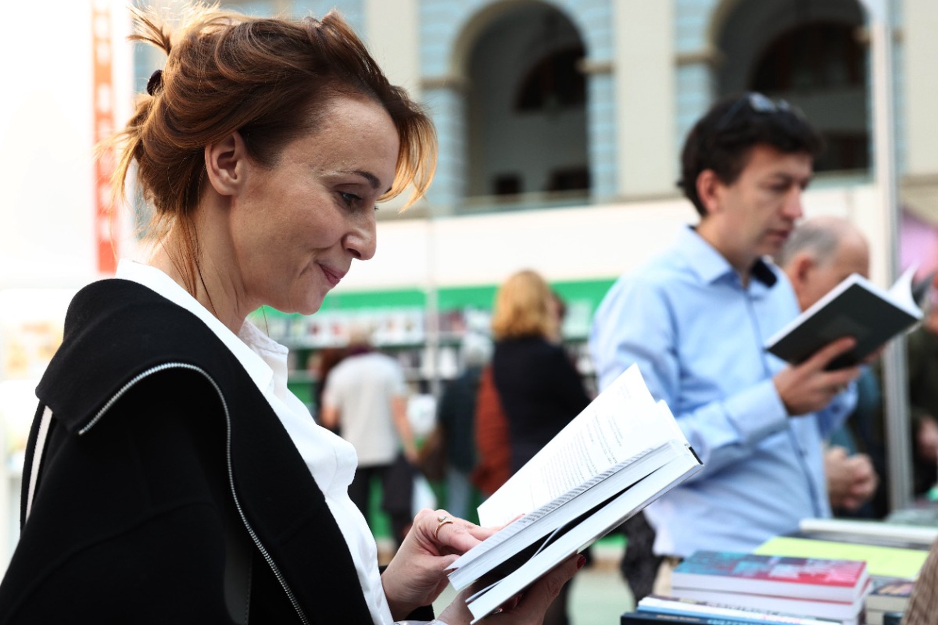 Выручка от продажи книг об Иране выросла почти на треть