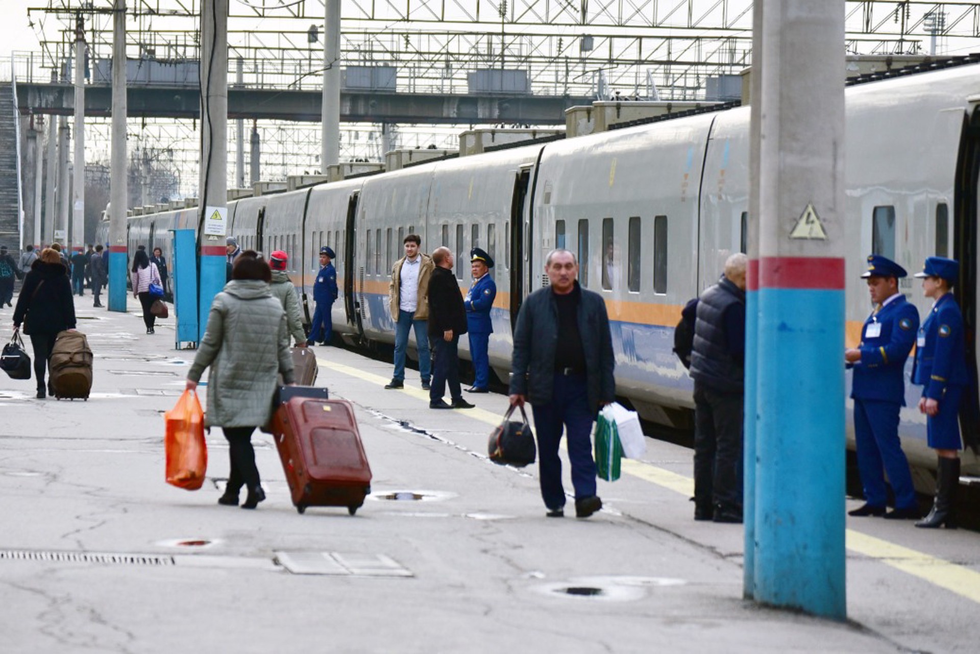 В российском генконсульстве назвали число релокантов в Алма-Ате