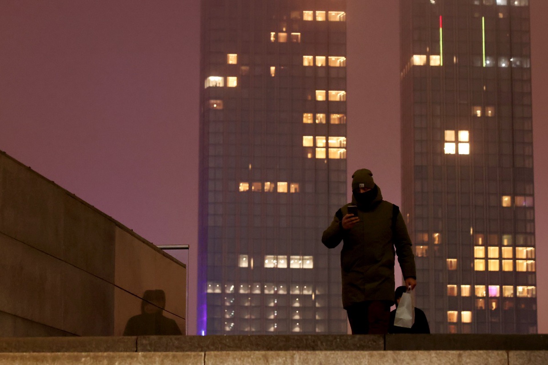 Эксперт объяснил, как будет работать «период охлаждения» для мобильного интернета и СМС после роуминга