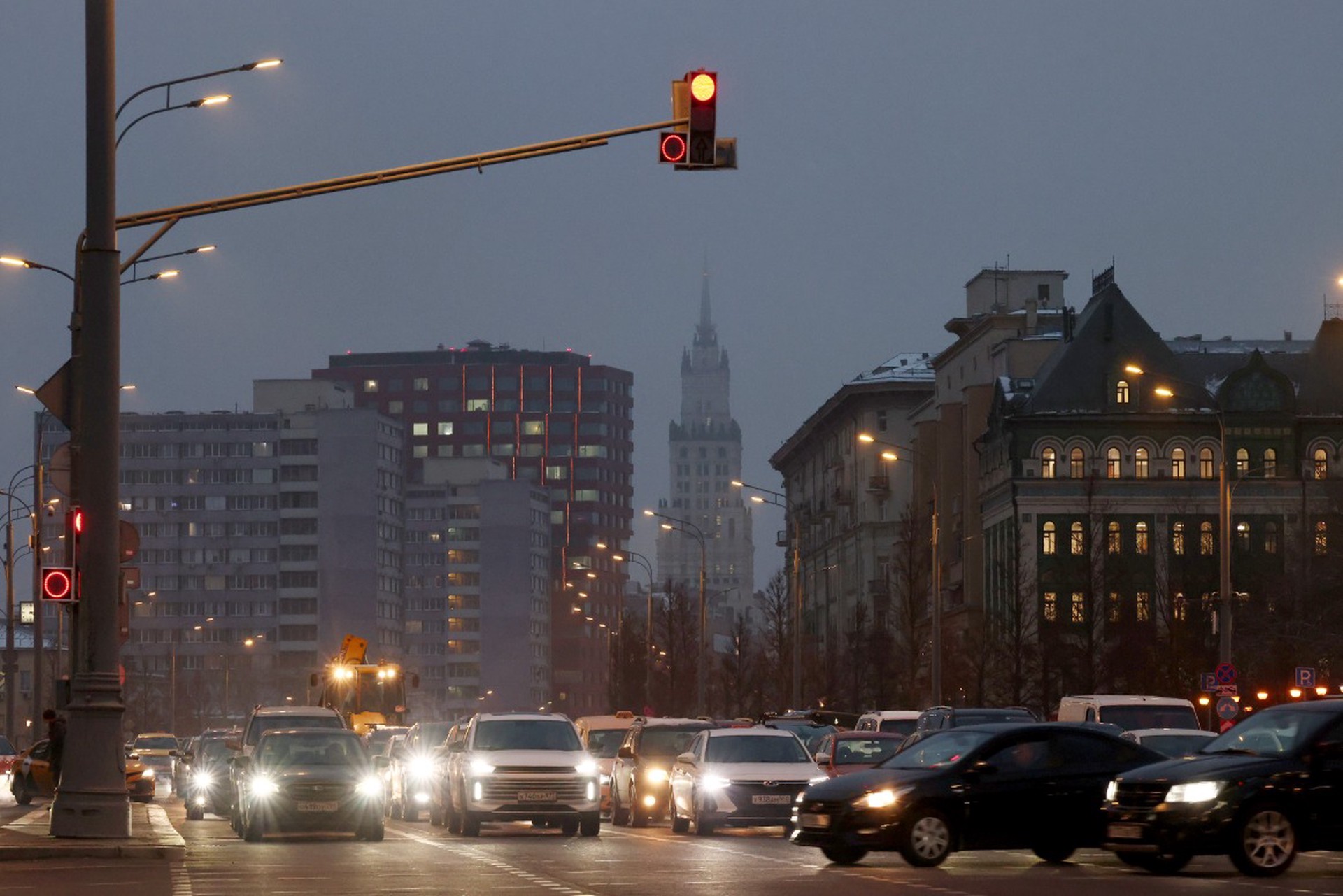 В России призвали ввести крупный штраф и лишение прав за вождение «шашками»