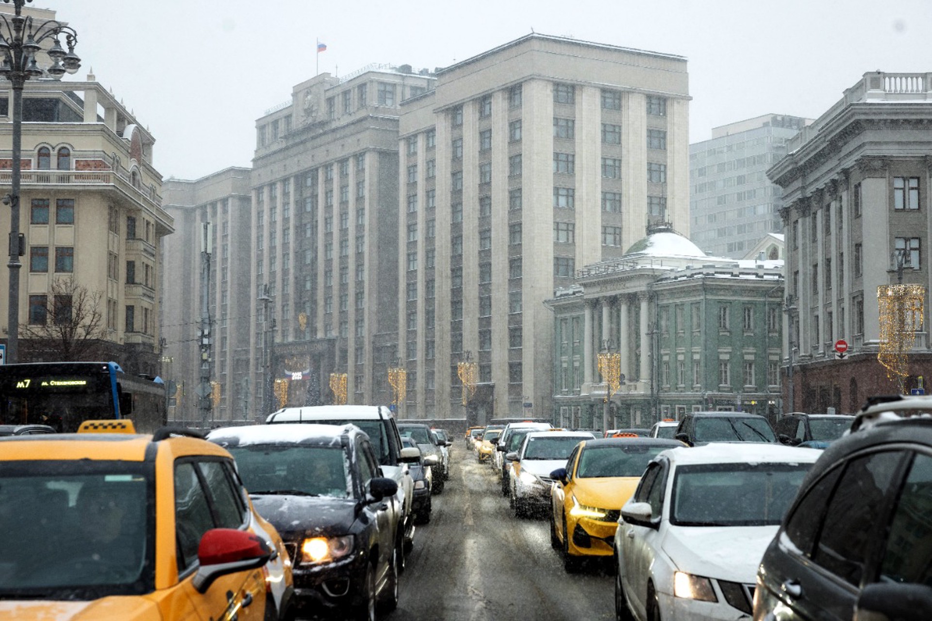 Эксперт рассказал, как снизить расход топлива зимой