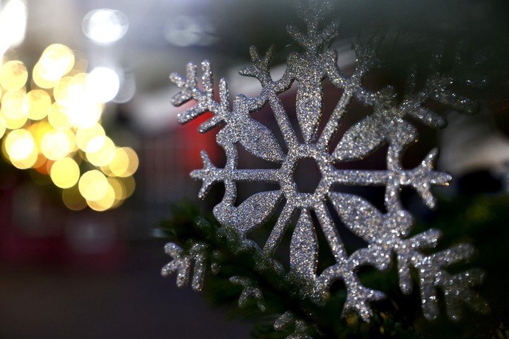 <p class="MsoNormal" style="line-height: 115%;"><span style="font-size: 12.0pt; line-height: 115%; font-family: 'Times New Roman',serif;">Аналоги старого Нового года существуют и в других странах. Где традиции празднования больше всего похожи на русские? </span></p>