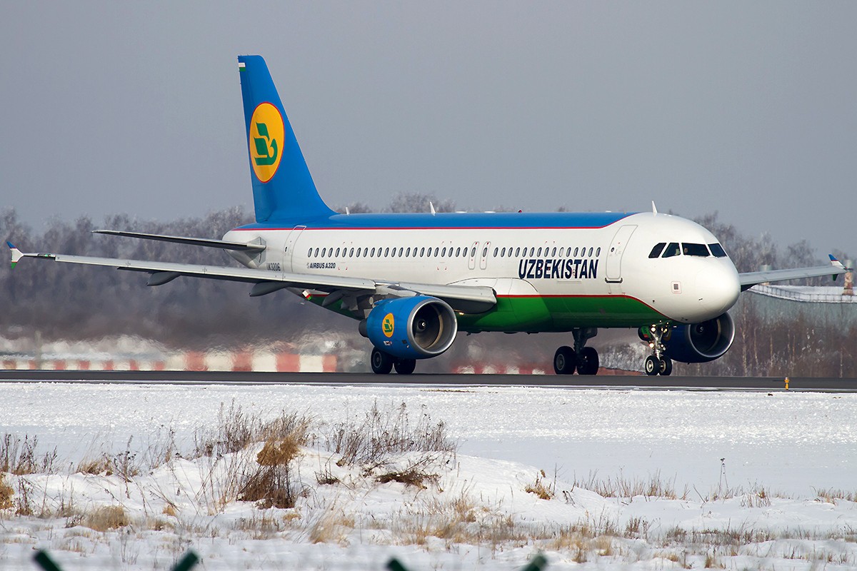 Два рейса Uzbekistan Airways из Москвы экстренно сели в Ташкенте
