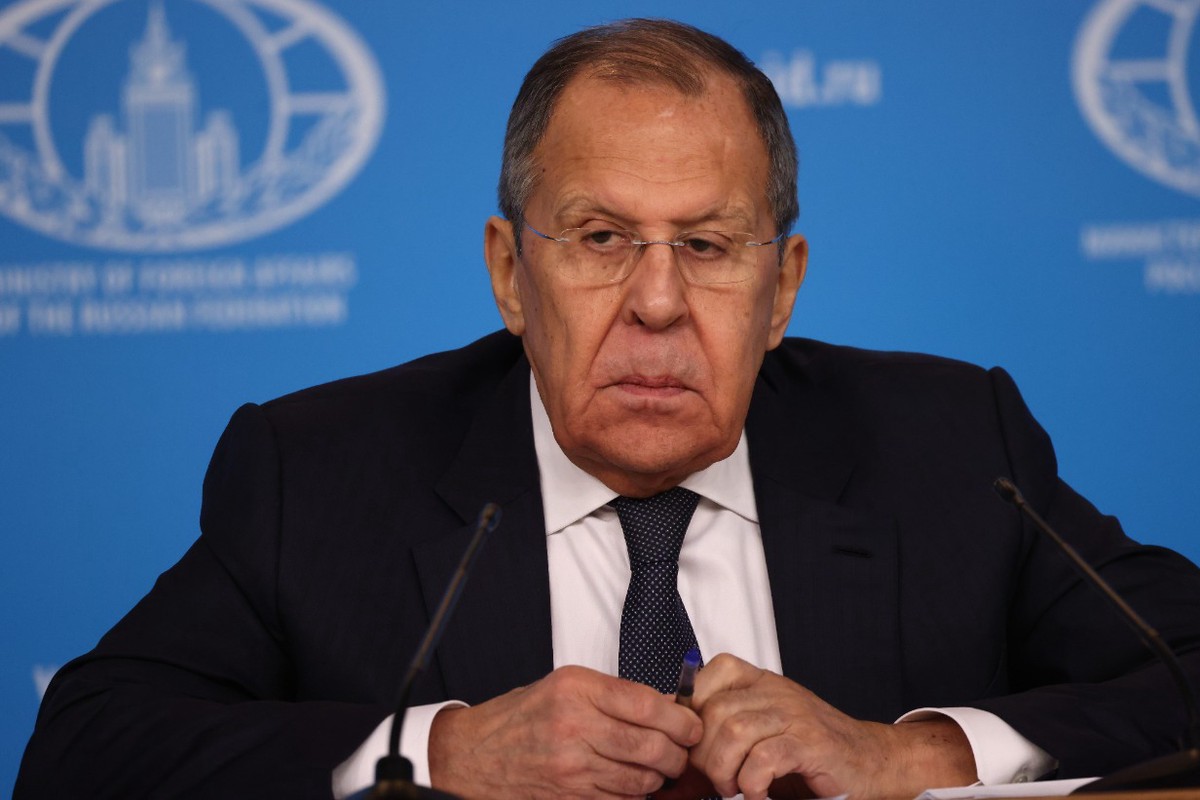 Лавров пристыдил Европу за слив его телефонного разговора