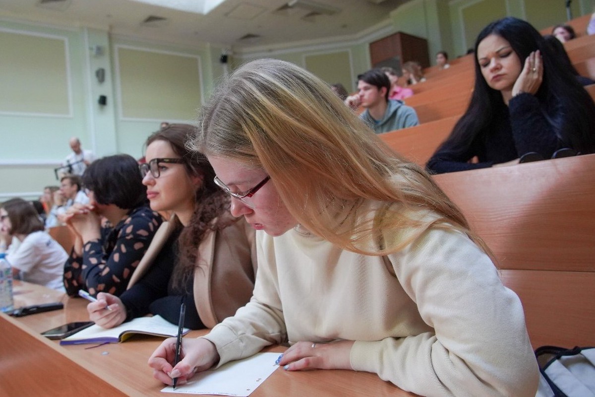 Мучат в школе: почему одним отказом от Болонской системы мы не спасем наших детей