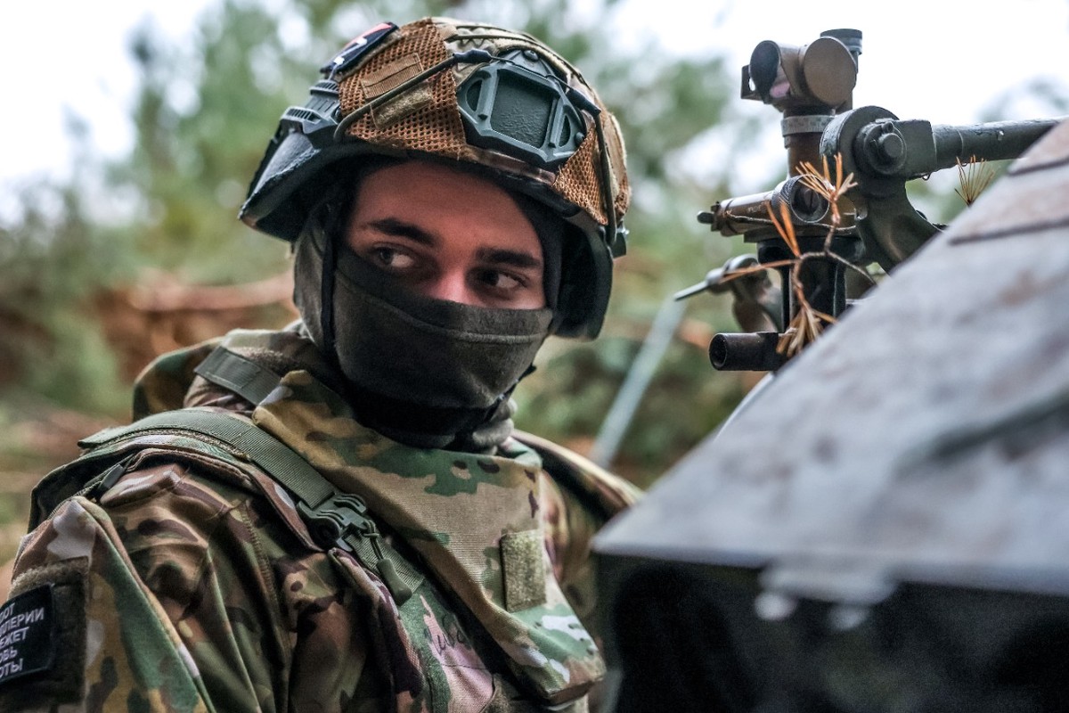 Рогов: ВС РФ закрепились в центре села Новоандреевка