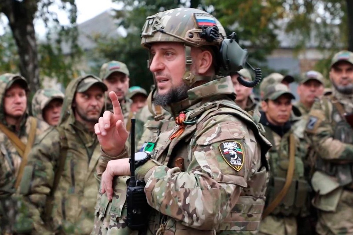 Алаудинов рассказал о бойцах, попавших в госпиталь после операции «Поток»
