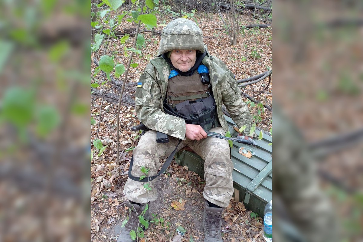 В Сети появились фото со свастикой с телефона бойца ВСУ, погибшего под Курском