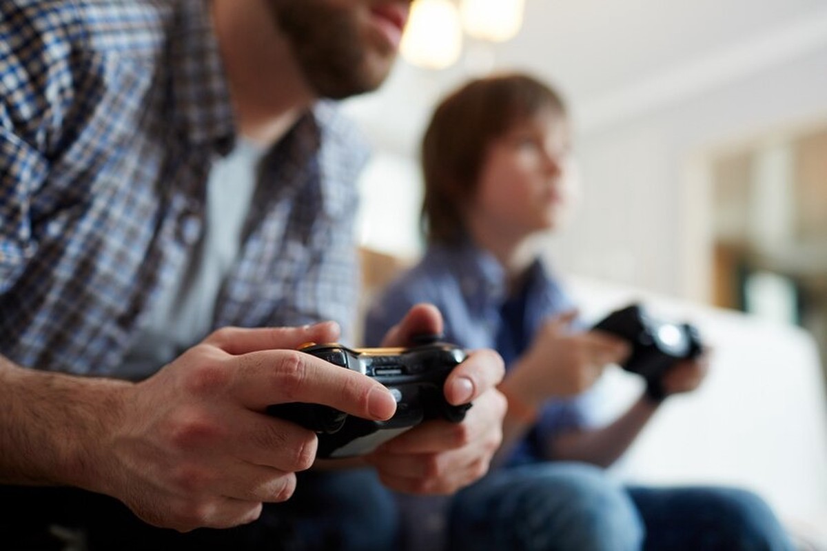 ЕС запретит экспорт Xbox и PlayStation в Россию из опасений, что они могут использоваться для управления БПЛА