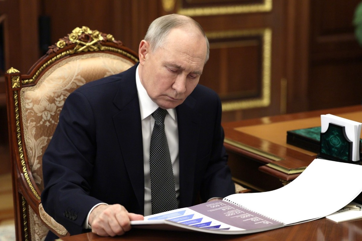 Путин считает возможным возвращение земель жителям Курской области
