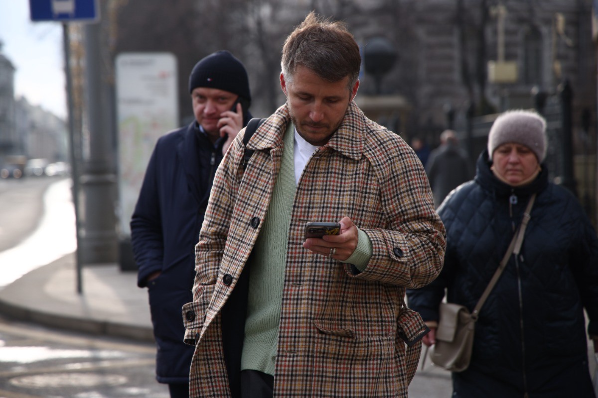 Сим-карты в руки: почему в России усилили контроль за рынком сотовой связи