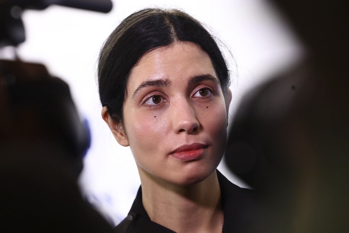 Участницу Pussy Riot Толоконникову* объявили в международный розыск