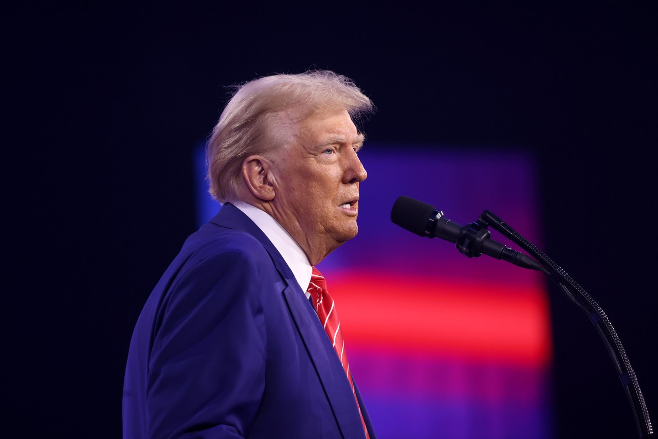 Глава Минобороны Польши: У команды Трампа нет плана по урегулированию конфликта на Украине