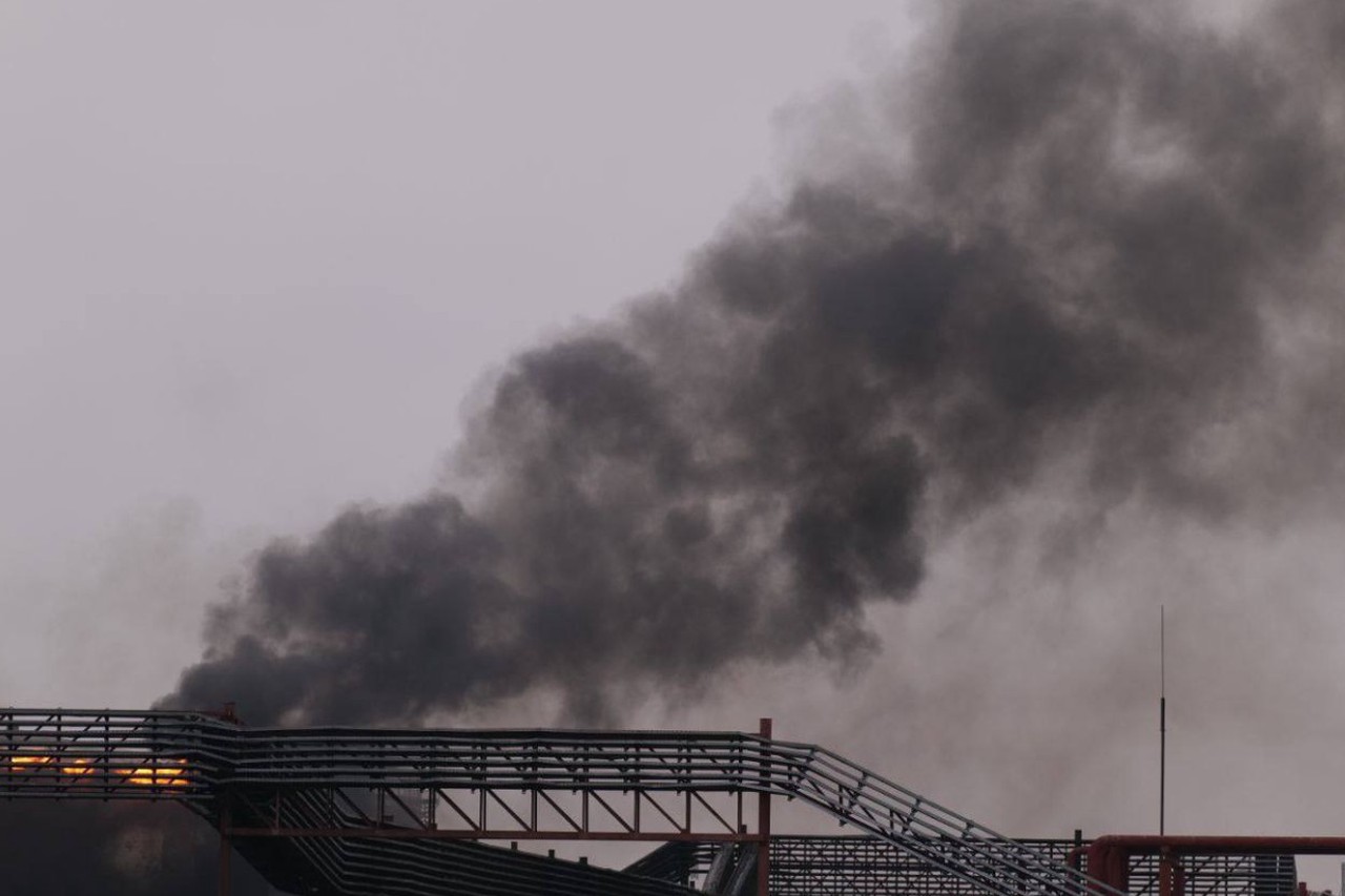 «Бессовестный Зеленский»: как сотня БПЛА долетела до Перми и Оренбуржья – тыл не выдержал, соцсети взорвались гневом