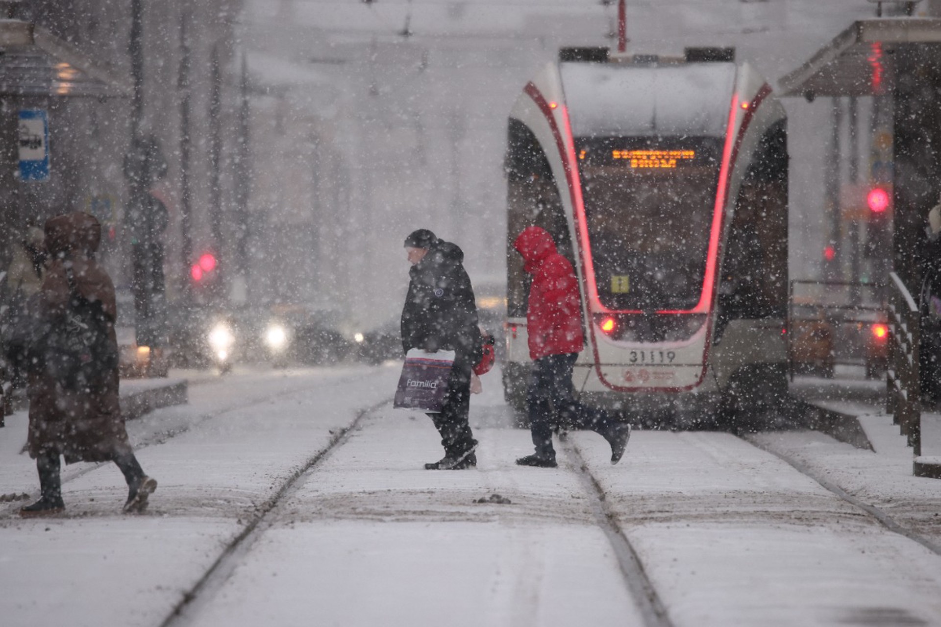 Метеоролог назвала причины, почему Москву так сильно засыпало снегом