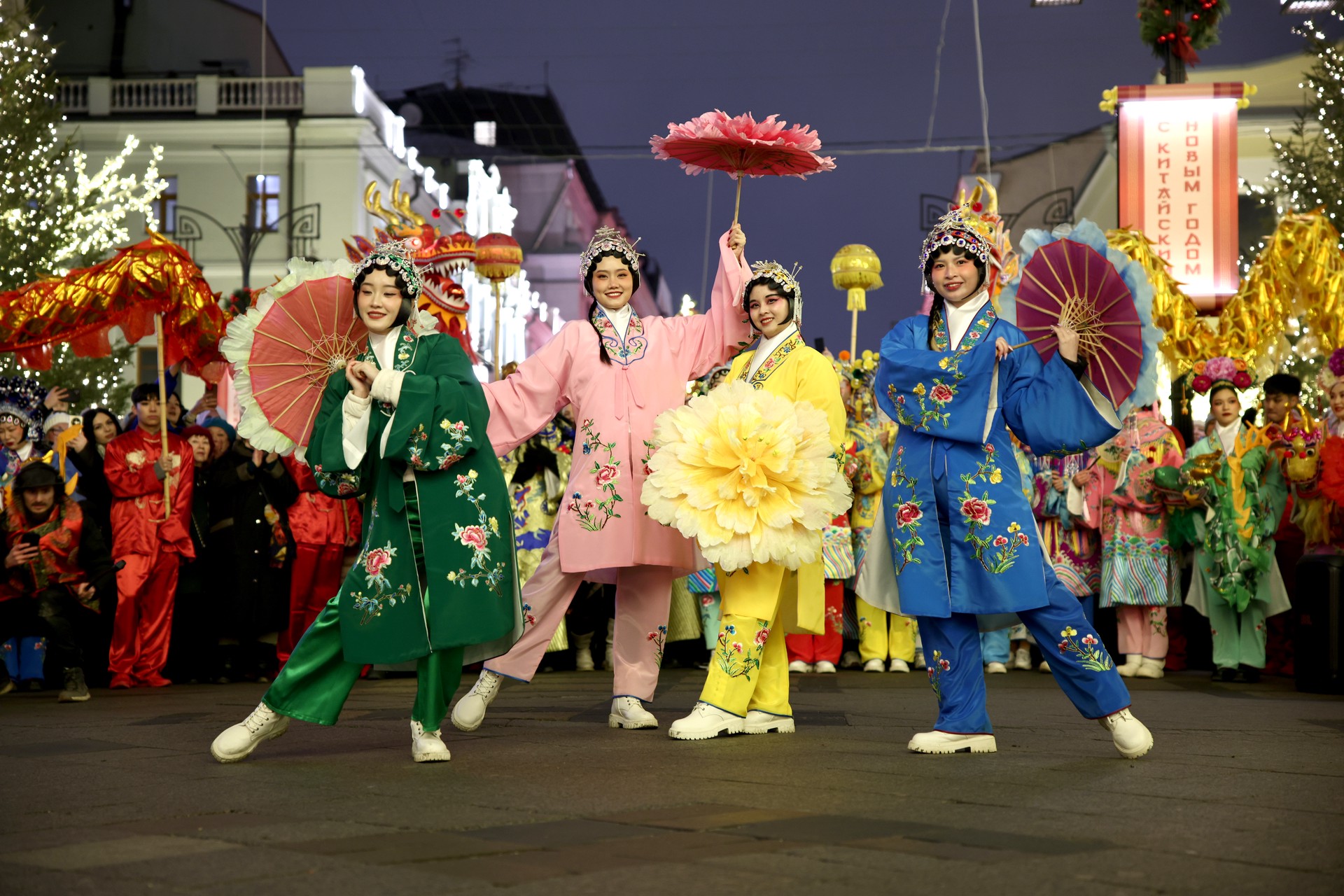 Востоковед Маслов назвал перспективным безвизовый режим между Россией и Китаем