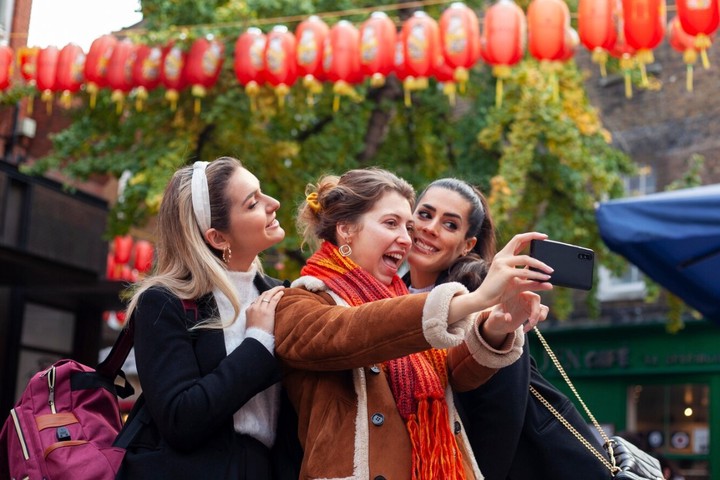 <p class="MsoNormal" style="line-height: 115%;"><span style="font-size: 14.0pt; line-height: 115%; font-family: 'Times New Roman',serif;">Что нельзя делать в день празднования китайского Нового года? </span></p>