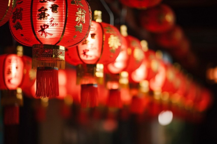 <p class="MsoNormal" style="line-height: 115%;"><span style="font-size: 14.0pt; line-height: 115%; font-family: 'Times New Roman',serif;">Как в Китае в новогодние праздники поминают усопших родственников? </span></p>