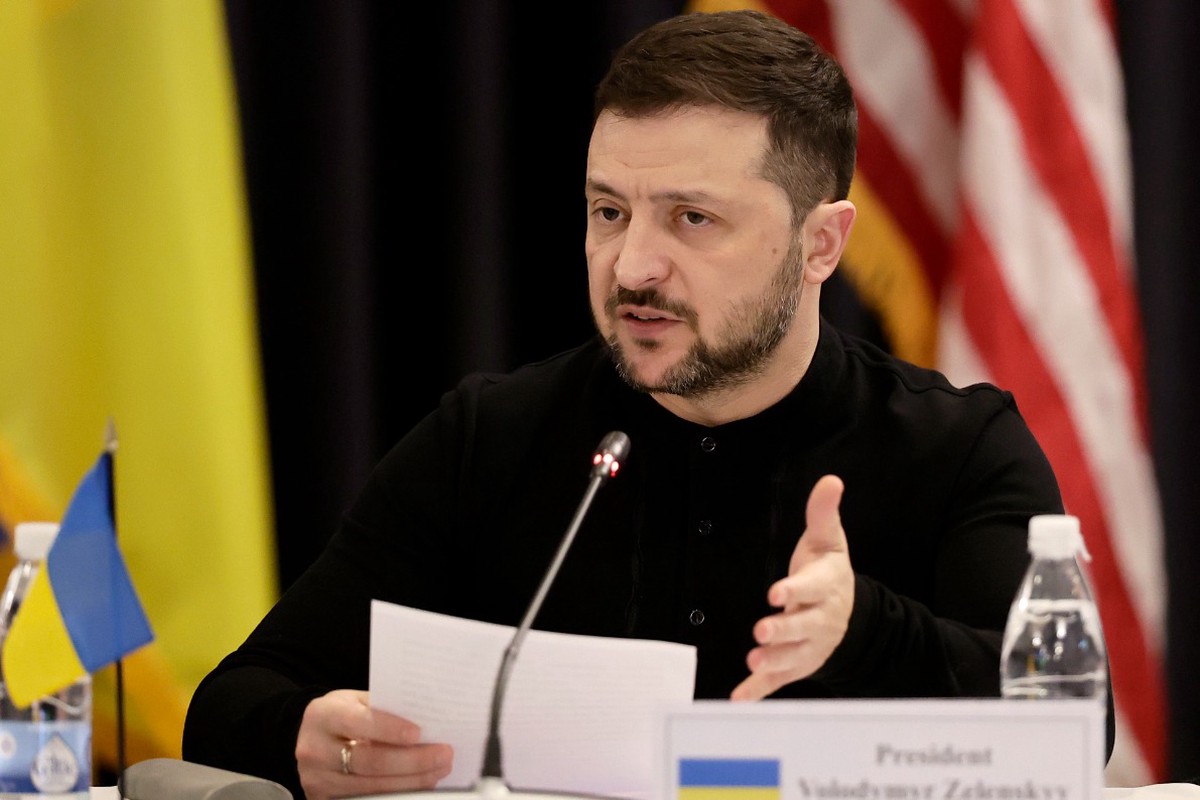 Экс-депутат Рады: При поддержке США украинцы могут просто затоптать Зеленского вместе с его офисом