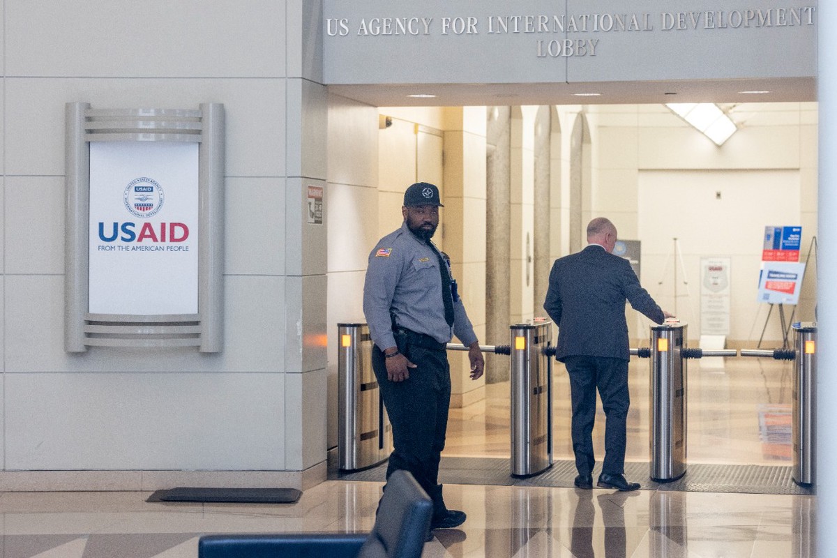 Bloomberg: Команда Илона Маска получила доступ к засекреченным документам USAID