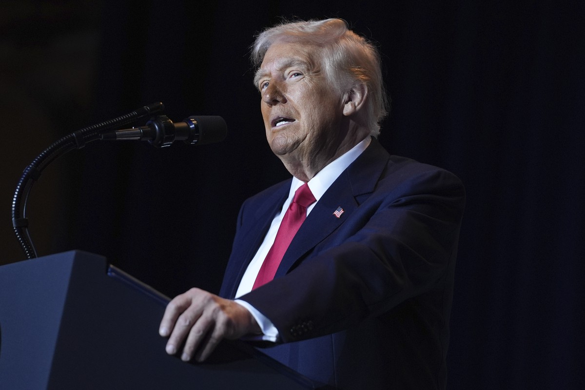 InfoBRICS: Трамп хочет отобрать природные ресурсы России и сделать из Украины колонию