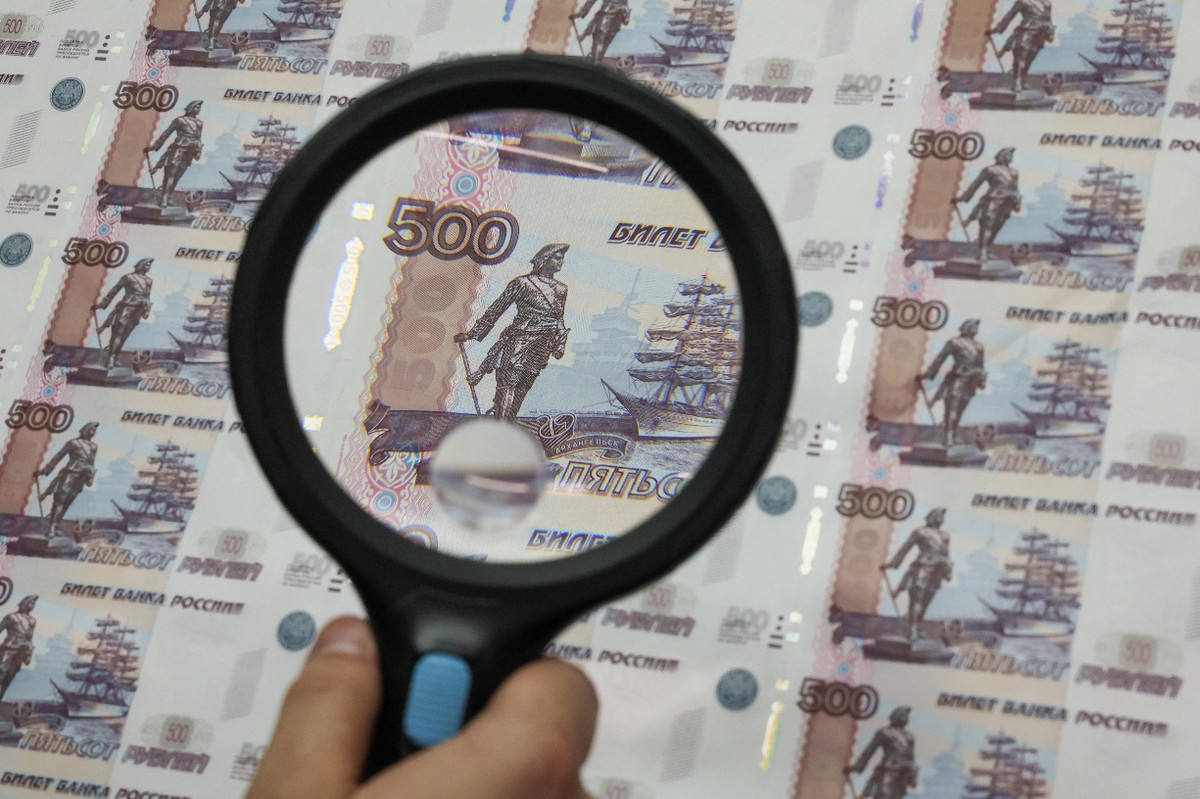 Экономист объяснил, из-за чего Россия за месяц перевыполнила годовой план дефицита бюджета