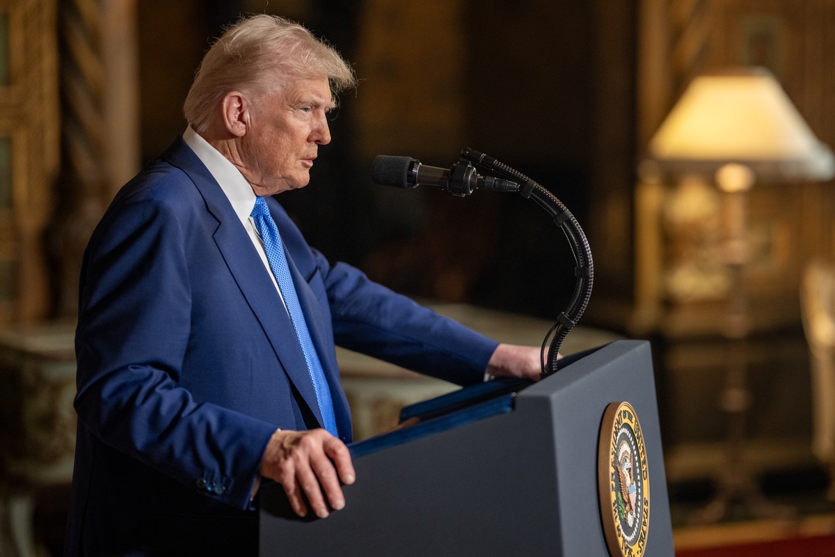 В Белом доме заявили, что Трамп выступает за полное прекращение огня на Украине