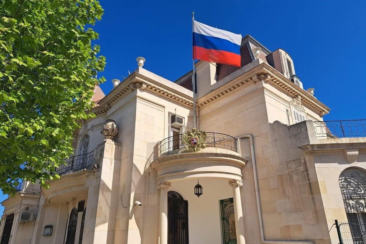 Provence: Двое задержанных признали вину в нападении на консульство РФ в Марселе 