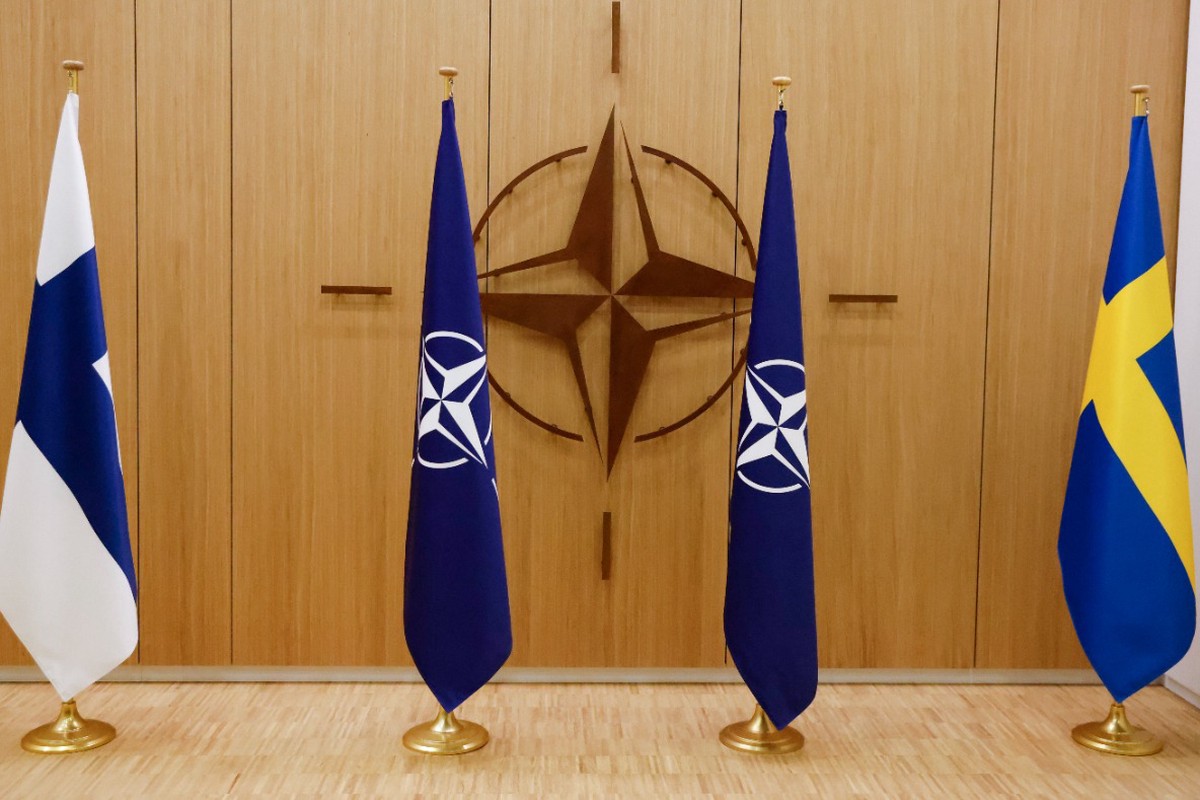 Военный эксперт оценил перспективу исключения Швеции и Финляндии из НАТО в рамках соглашения США и России
