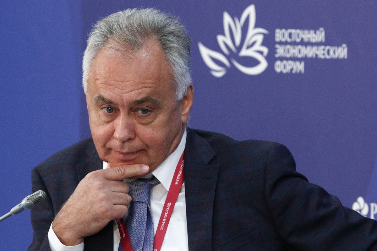 «Известия»: В Москве задержан экс-замминистра транспорта Чалик