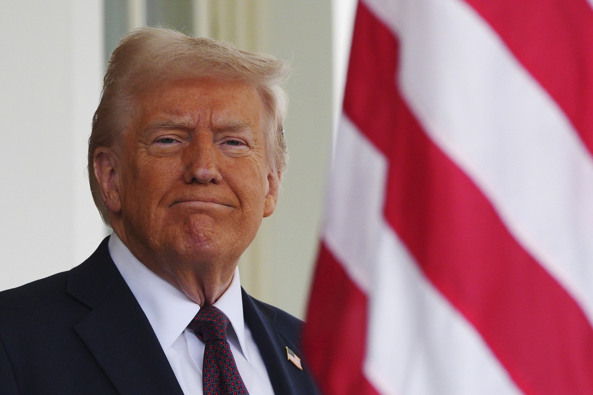 Американист объяснил, почему Трамп продлил санкции против России