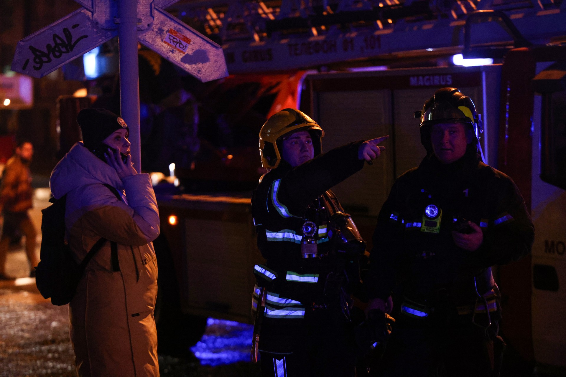 Пожарный из Тюмени вернул к жизни кота после возгорания в квартире