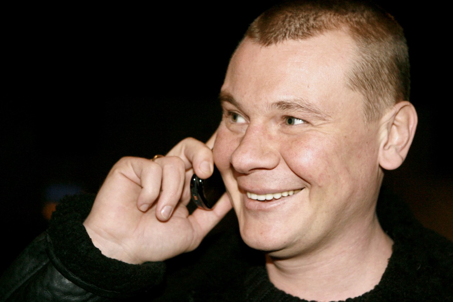 Достать звезду с неба: почему близкие Владислава Галкина хотят возобновления расследования смерти актёра