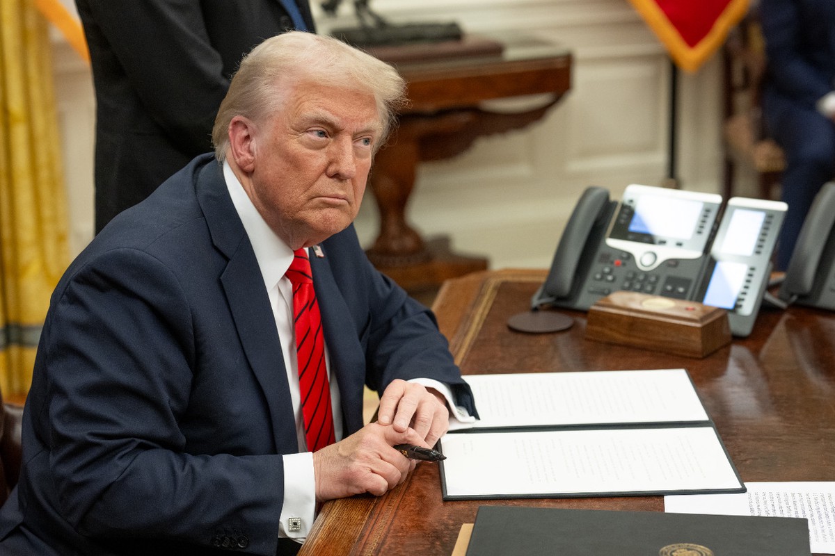 Трамп рассказал о просьбе глав ЕС позвонить Путину для решения вопроса Украины