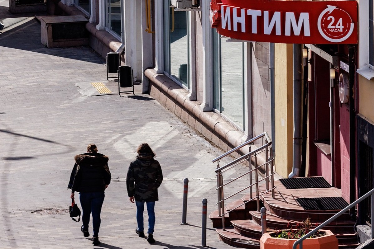 В России призвали запреть продажу фаллоимитаторов на маркетплейсах