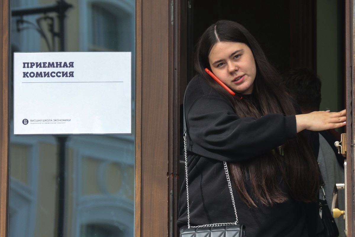 Мотают на вуз: что потеряет столица, если иногородние студенты перестанут в ней учиться
