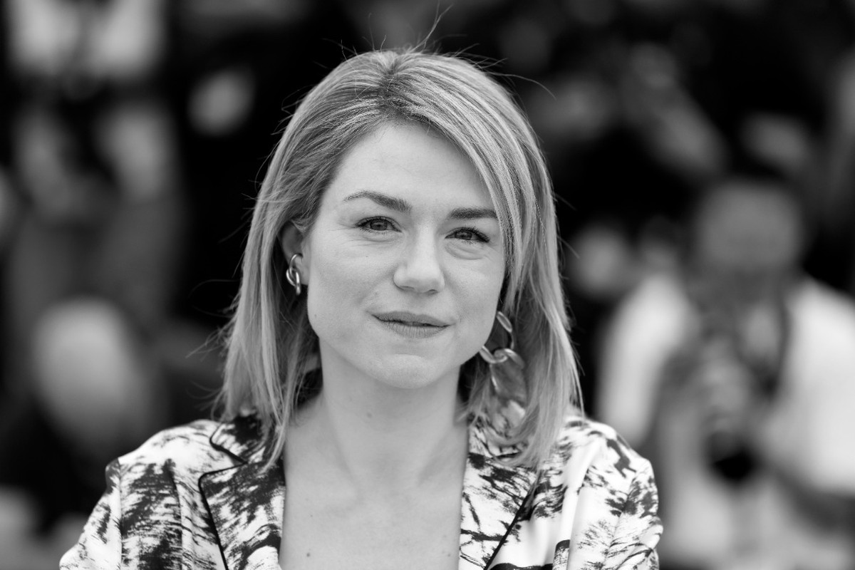 Бельгийская актриса Эмили Декенн умерла в возрасте 43 лет