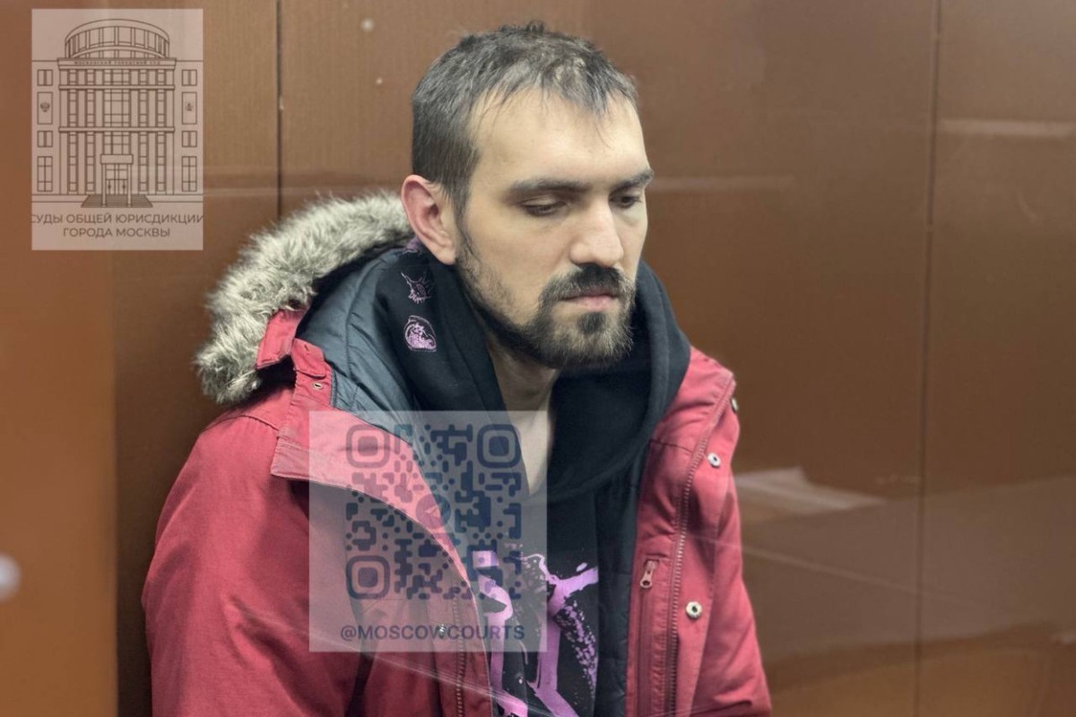 Суд арестовал стендап-комика Останина