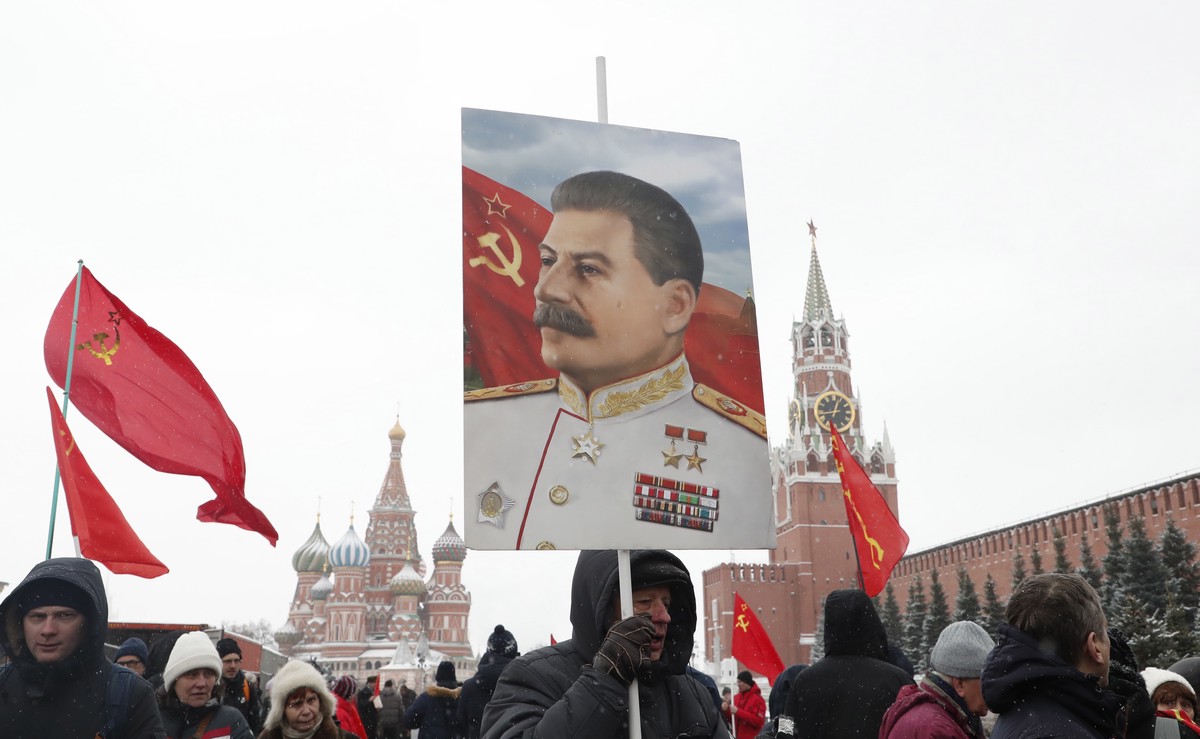 «Коммунисты России» собираются организовать новое расследование смерти Сталина