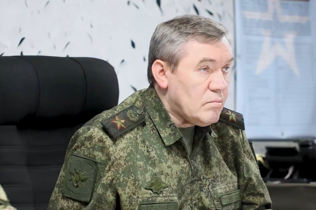 Герасимов поставил новые задачи группировке войск «Центр»