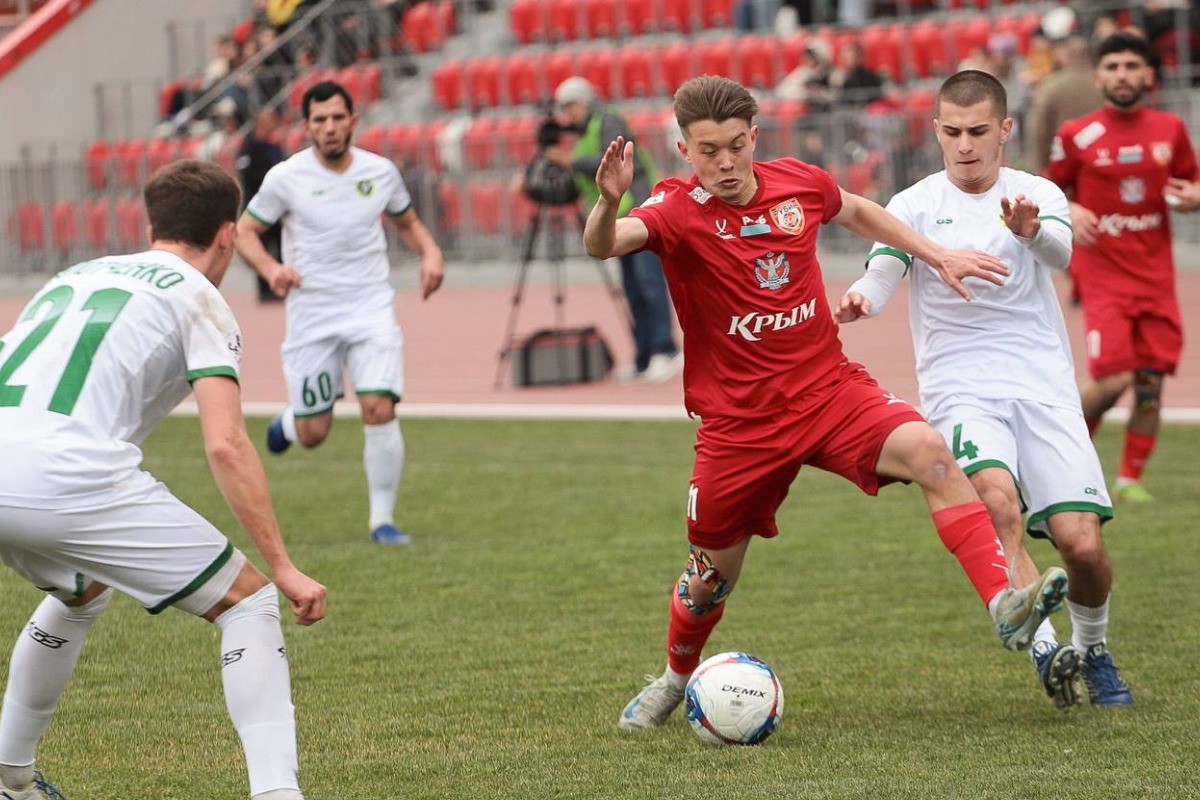 ФК «Рубин Ялта» обыграл «Ангушт» со счётом 1:0