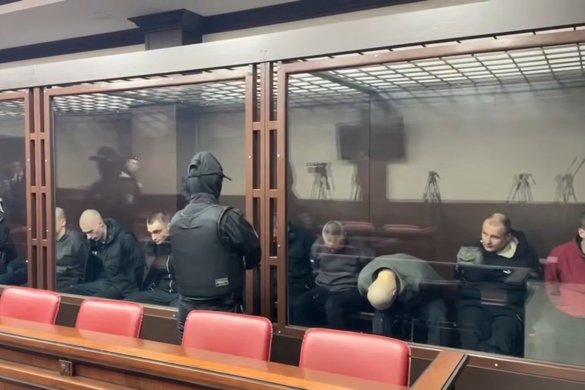 Суд огласил приговоры 23 боевикам «Азова»*